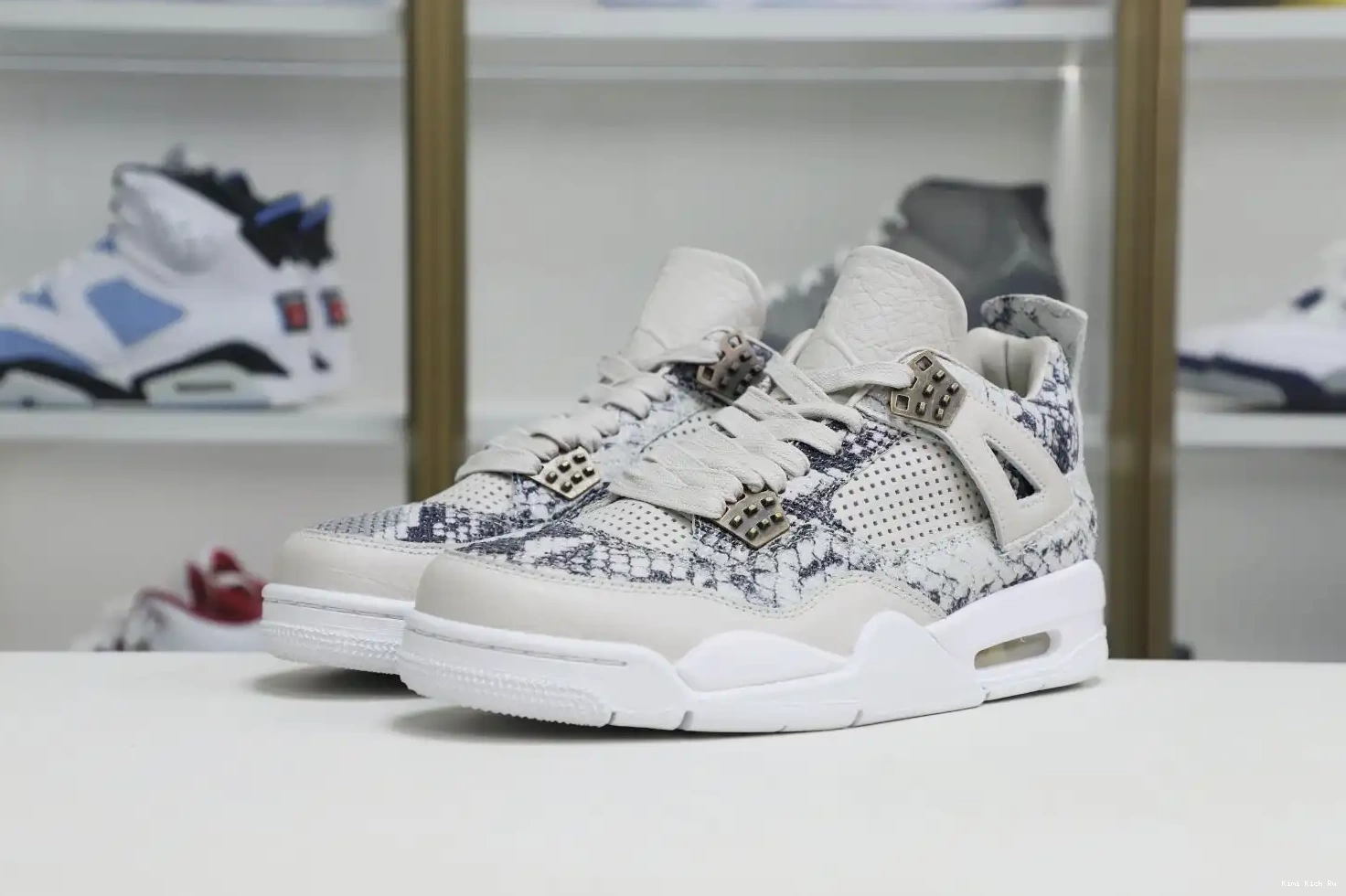 4 Air Kimikick snakeskin retro Jordan Jordan 0512
